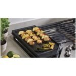 GE 30" Gas Cooktop Stainless Steel from Kings Outlet