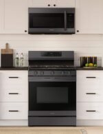 Samsung 6.0 cu. ft. Freestanding Gas Range No-Preheat Air Fry Convection Black Stainless Steel from Kings Outlet